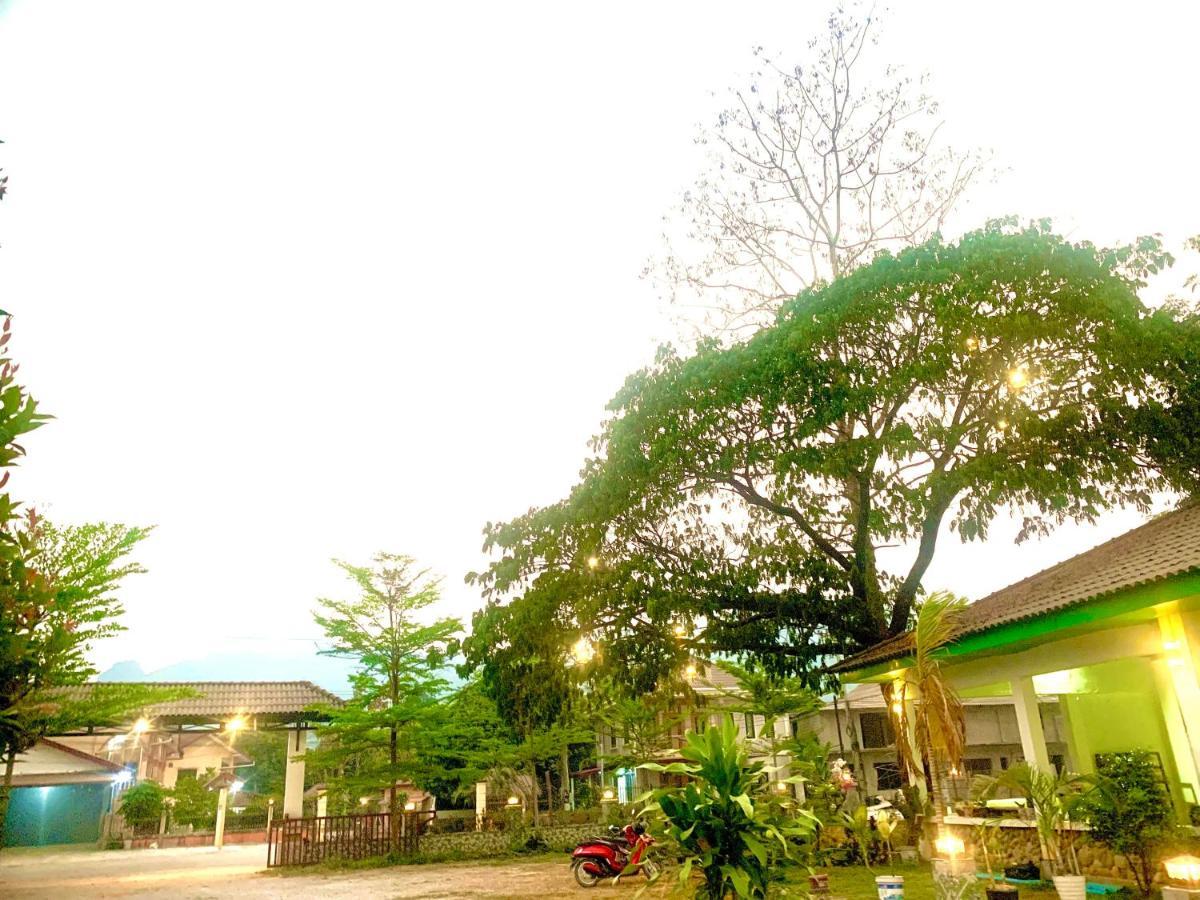 Vang Vieng Garden Resort エクステリア 写真